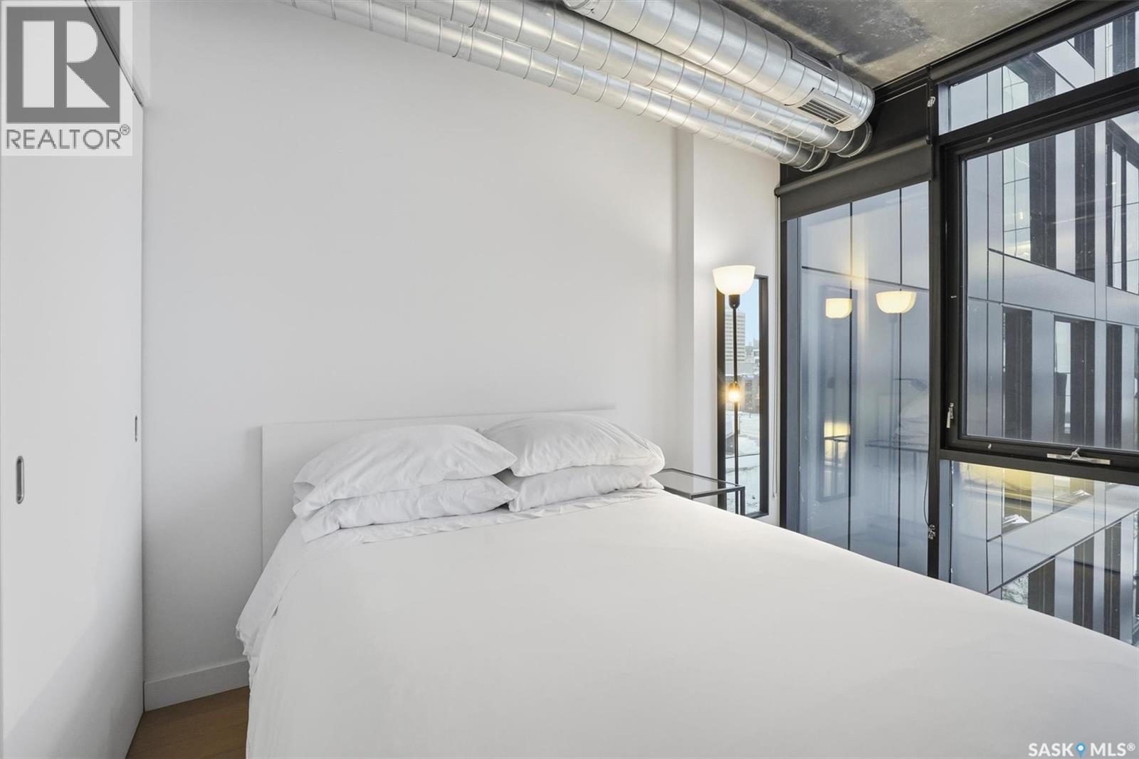 #504 490 2nd AVENUE S - 17