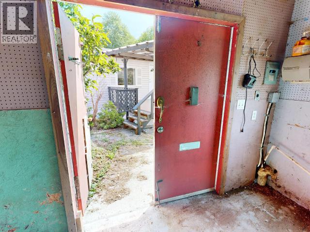 17-9298 WILLIAMS RD - 31