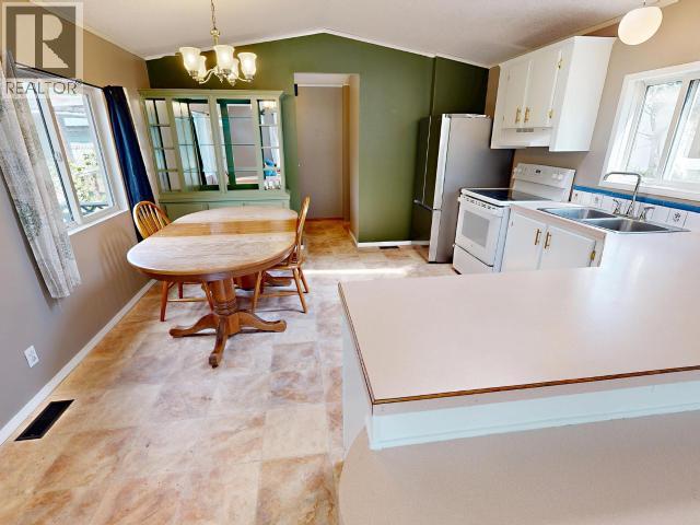 17-9298 WILLIAMS RD - 5