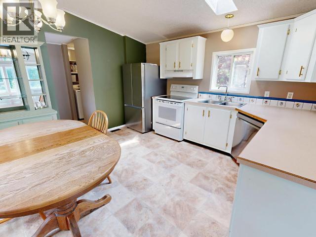 17-9298 WILLIAMS RD - 6
