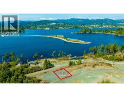 7070 Fisher Rd, Sooke, BC V9Z1A8 Photo 7