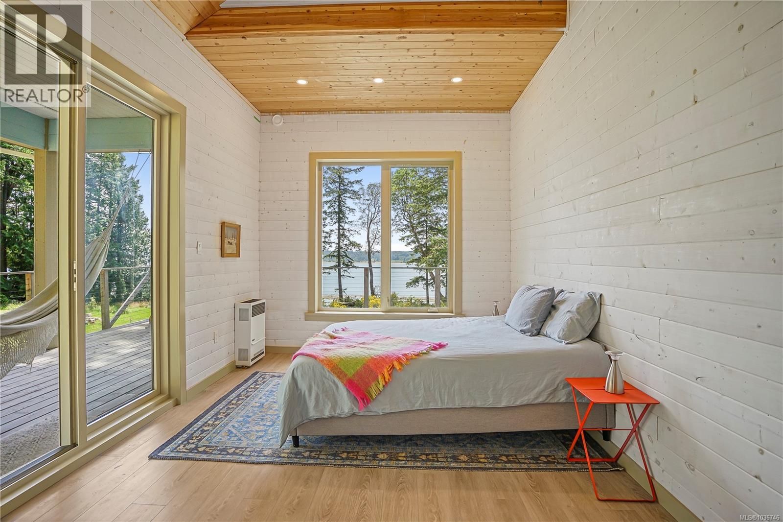  105 Mapleleaf Lane, Sidney Island