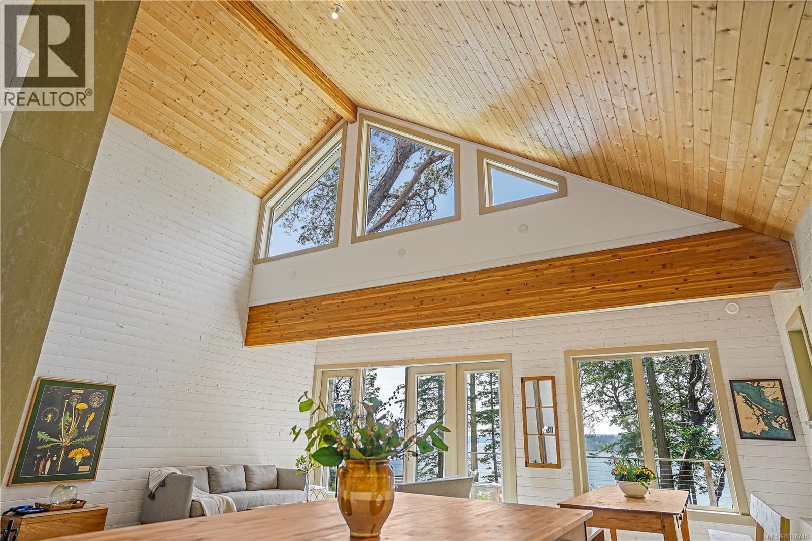  105 Mapleleaf Lane, Sidney Island