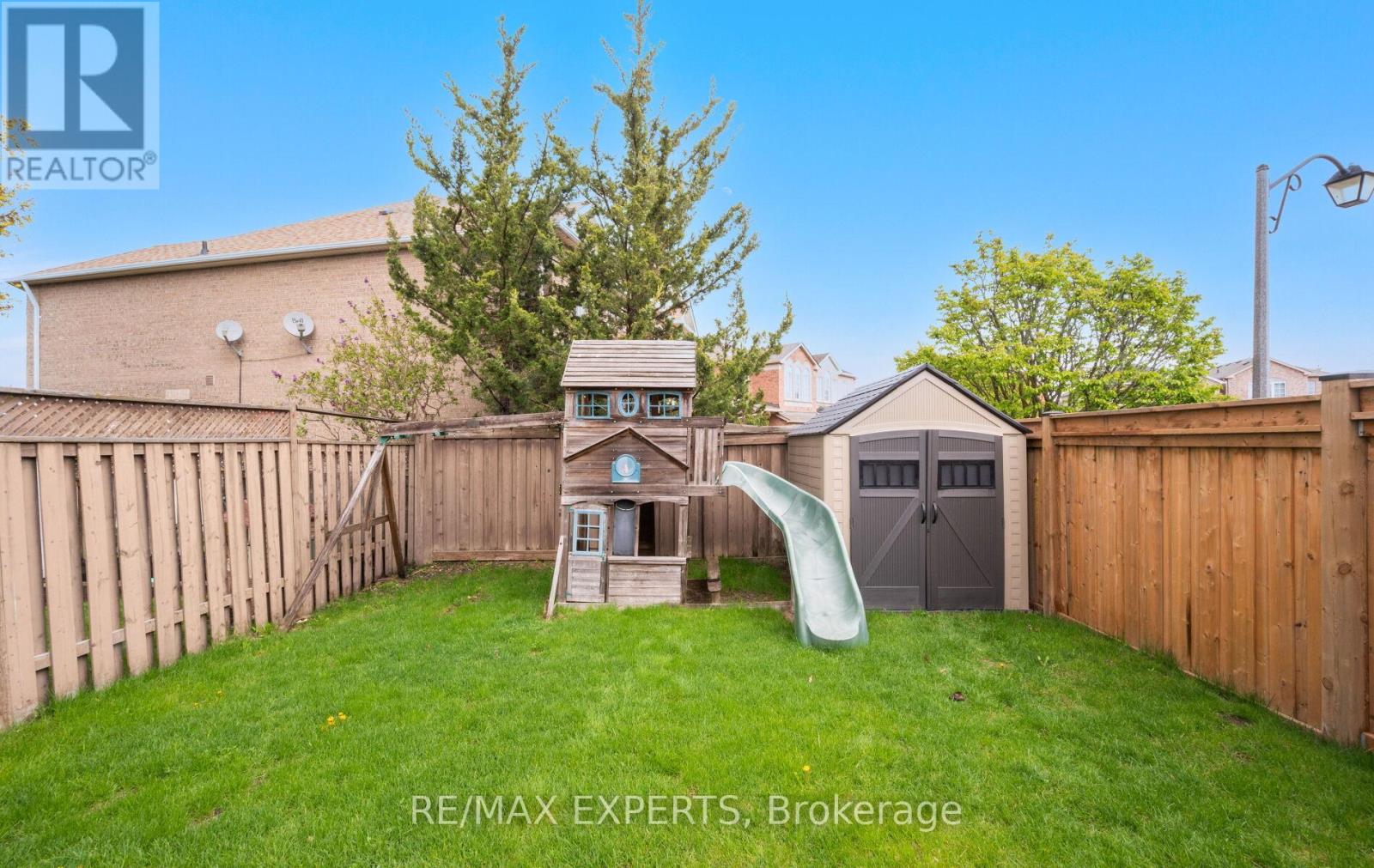 118 SENATOR WAY - 45