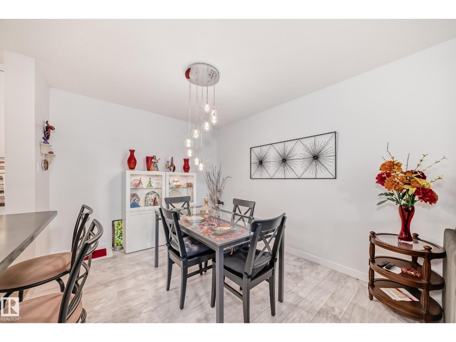 106 SURREY GARDENS GD NW - 19