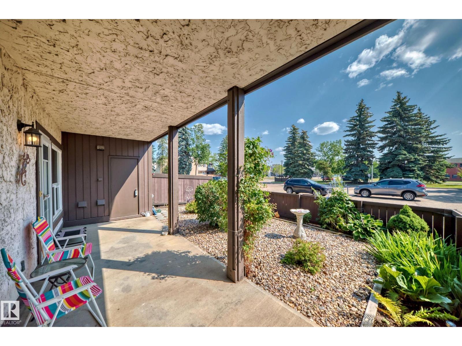 106 SURREY GARDENS GD NW - 5