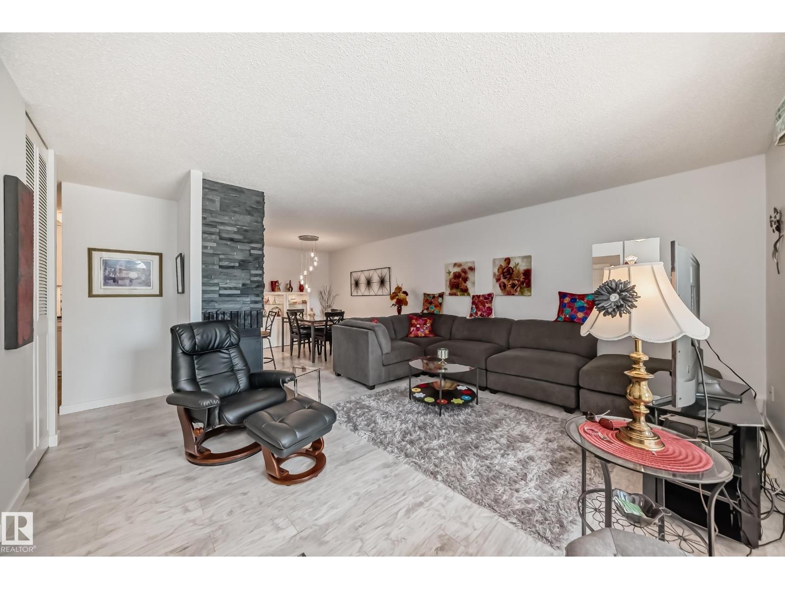 106 SURREY GARDENS GD NW - 8