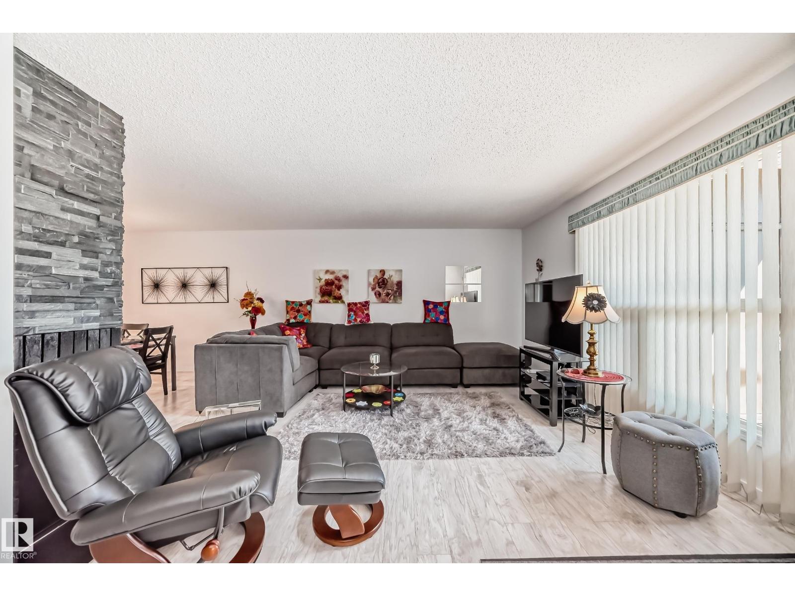 106 SURREY GARDENS GD NW - 9