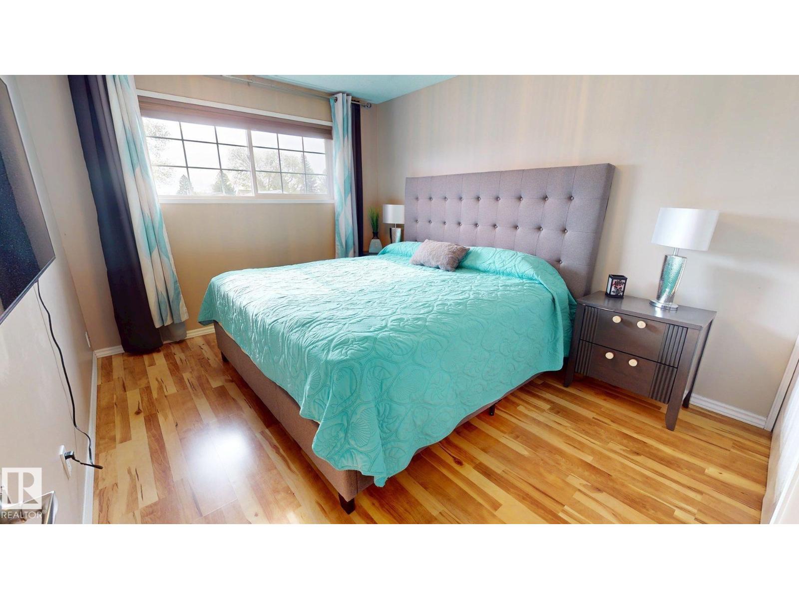 9616 169 ST NW - 7