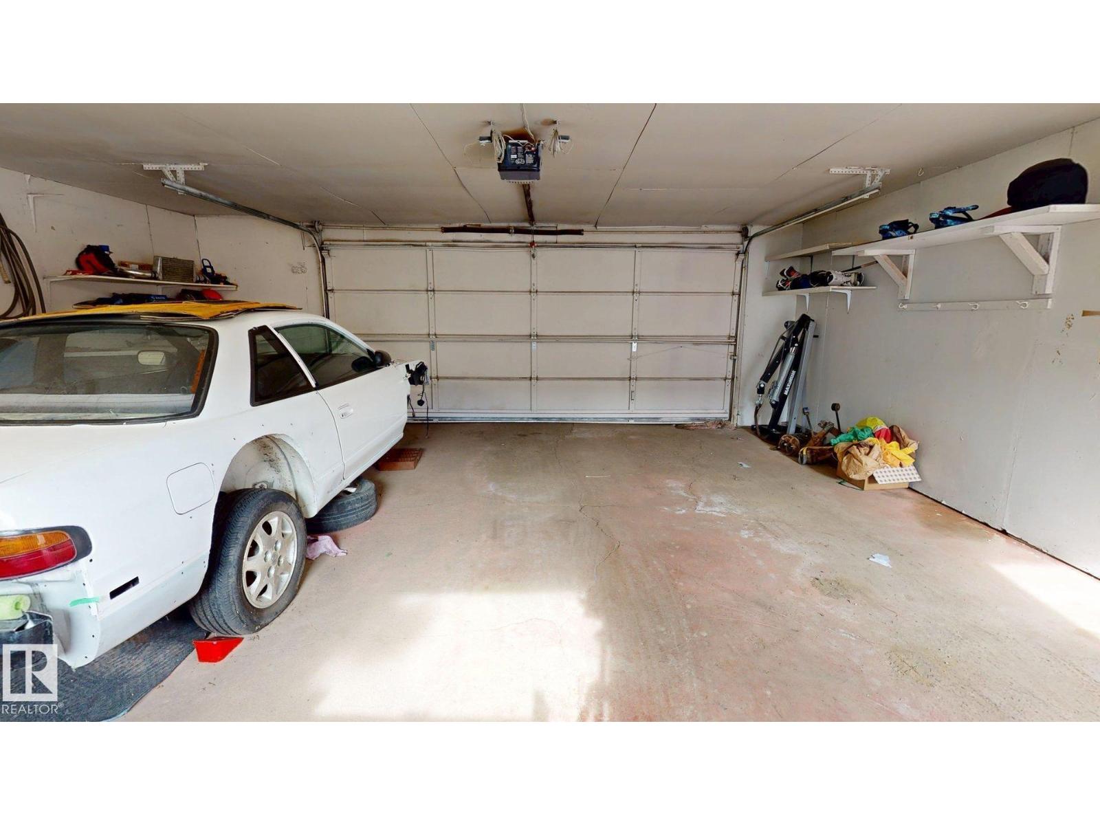 9616 169 ST NW - 28