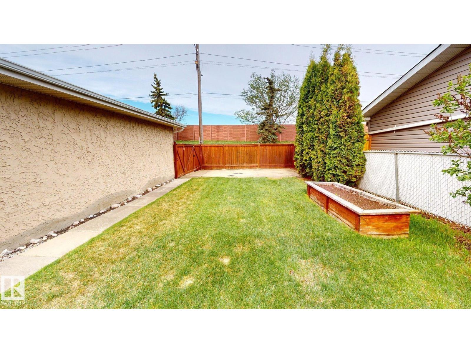 9616 169 ST NW - 25