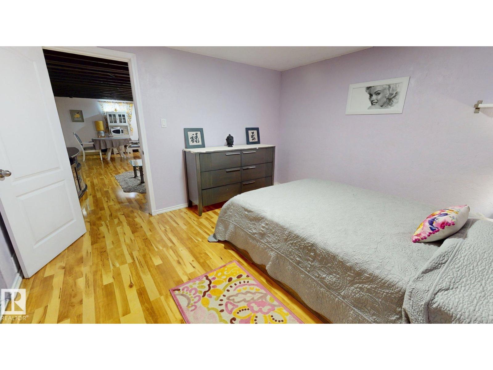 9616 169 ST NW - 18