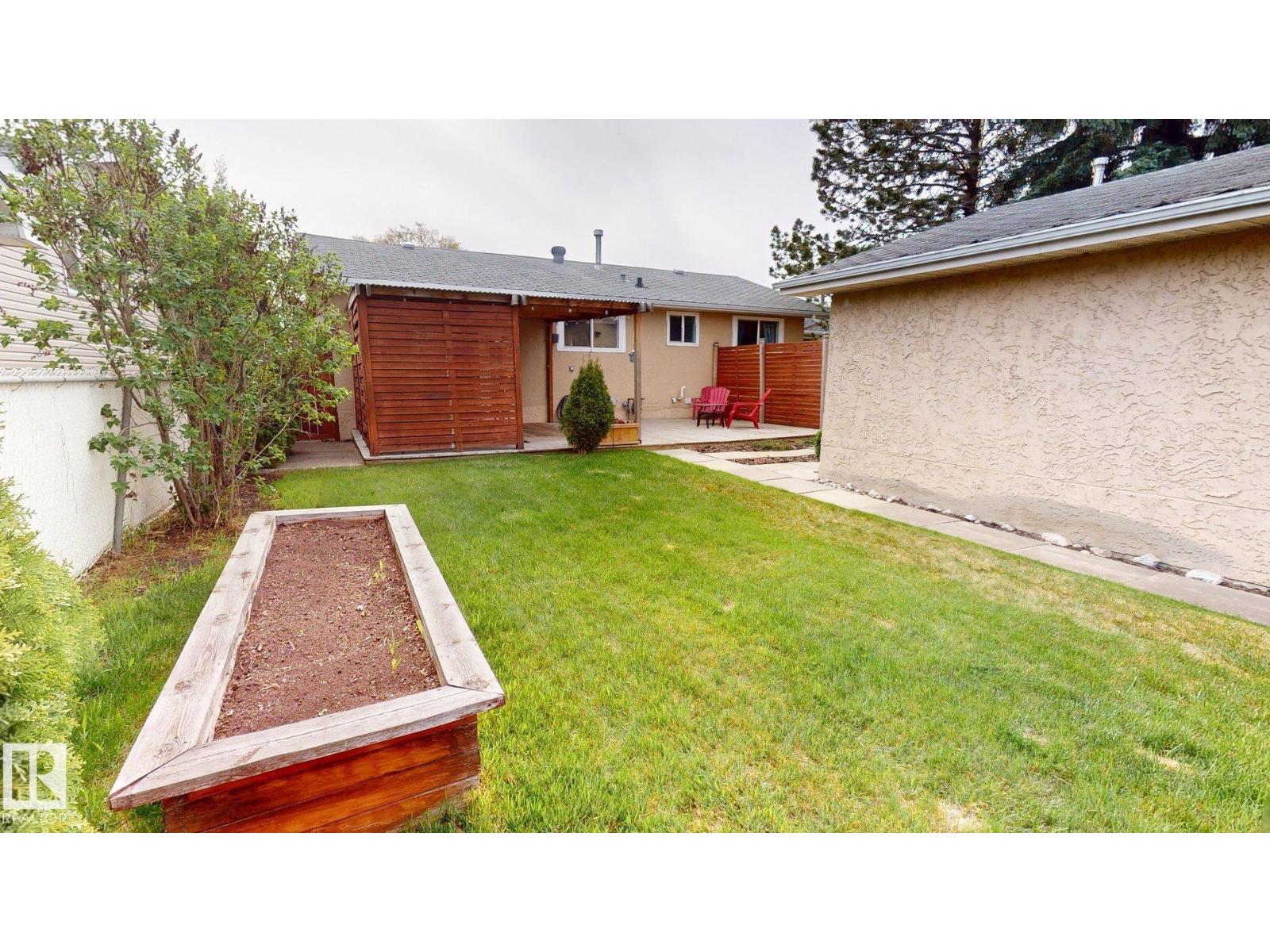 9616 169 ST NW - 27