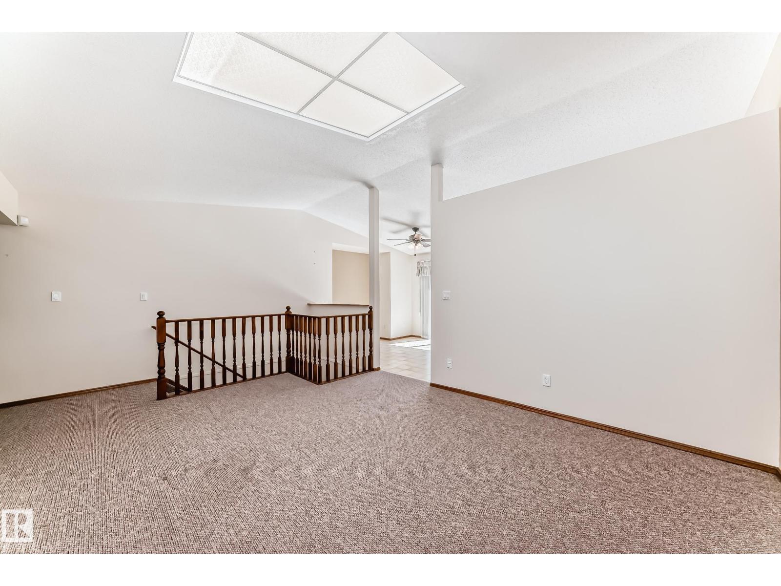 4815 32 AV NW - 14