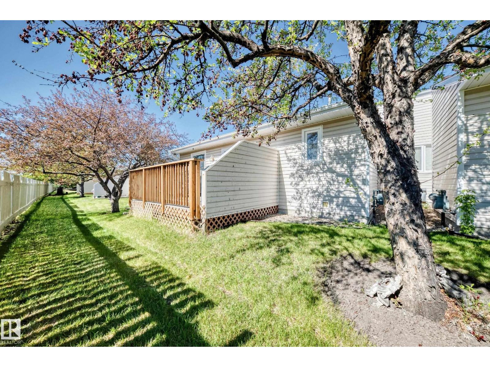 4815 32 AV NW - 38