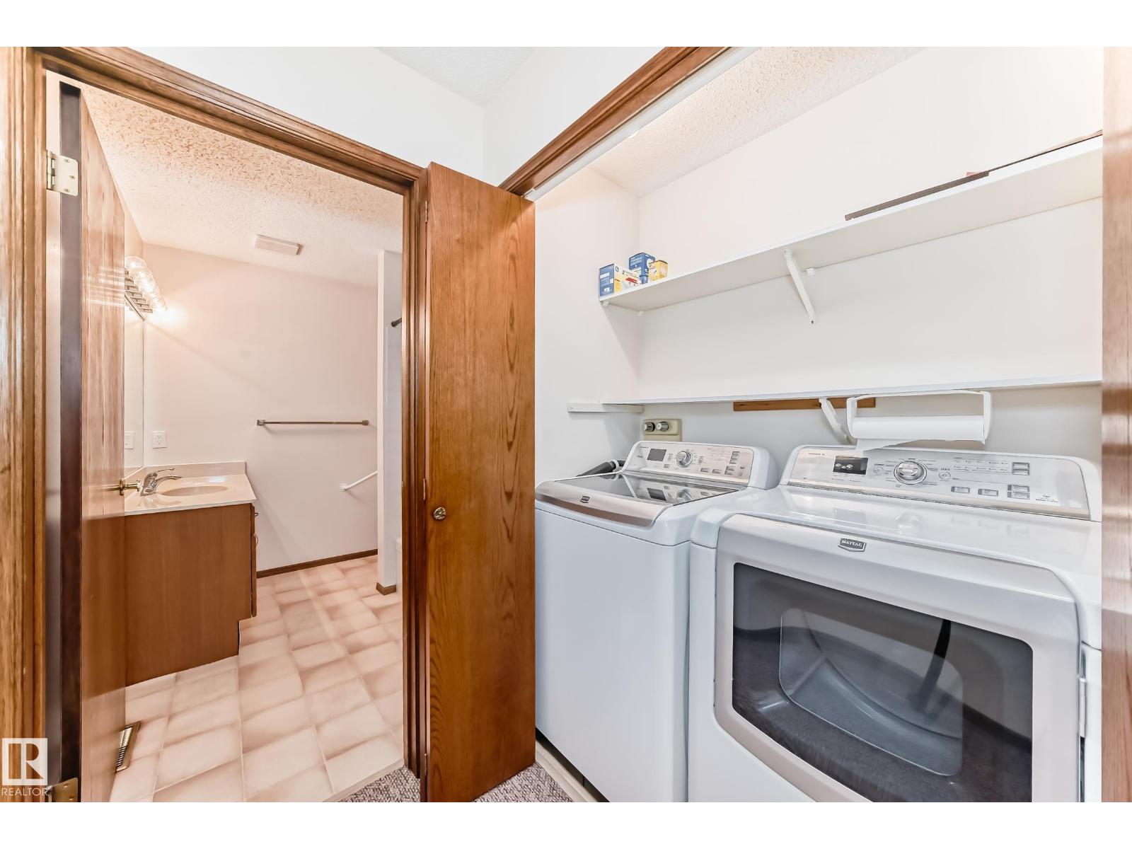 4815 32 AV NW - 26
