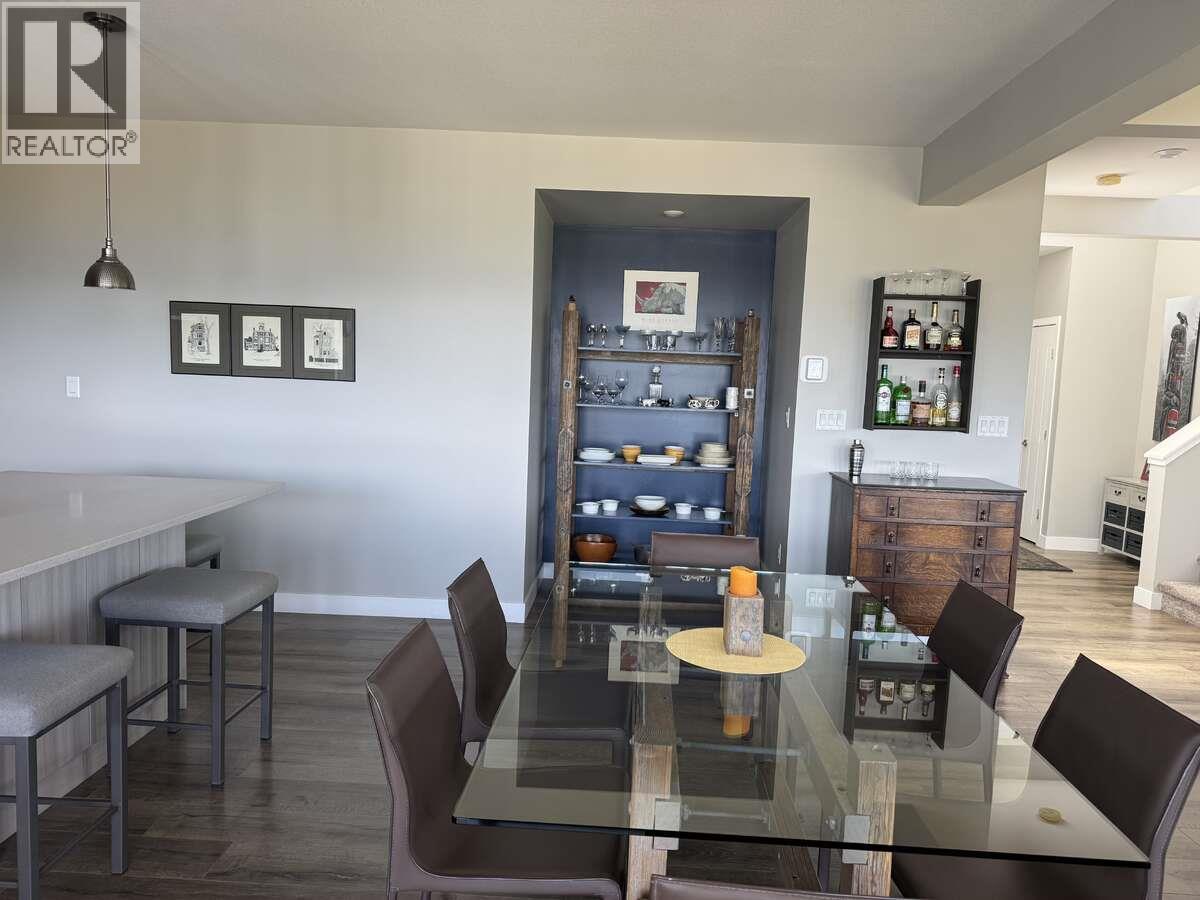 1120 HOLDEN Road - 14