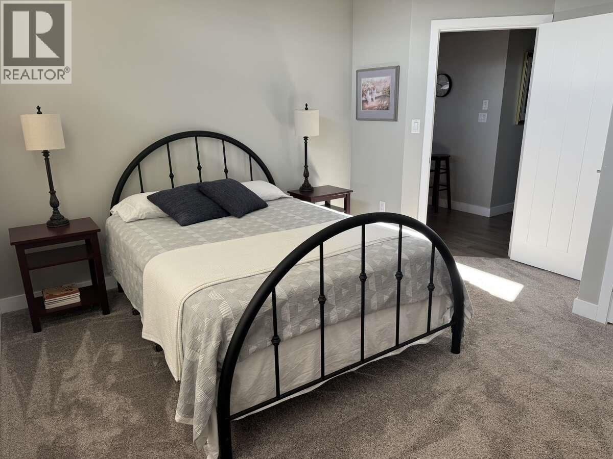 1120 HOLDEN Road - 25