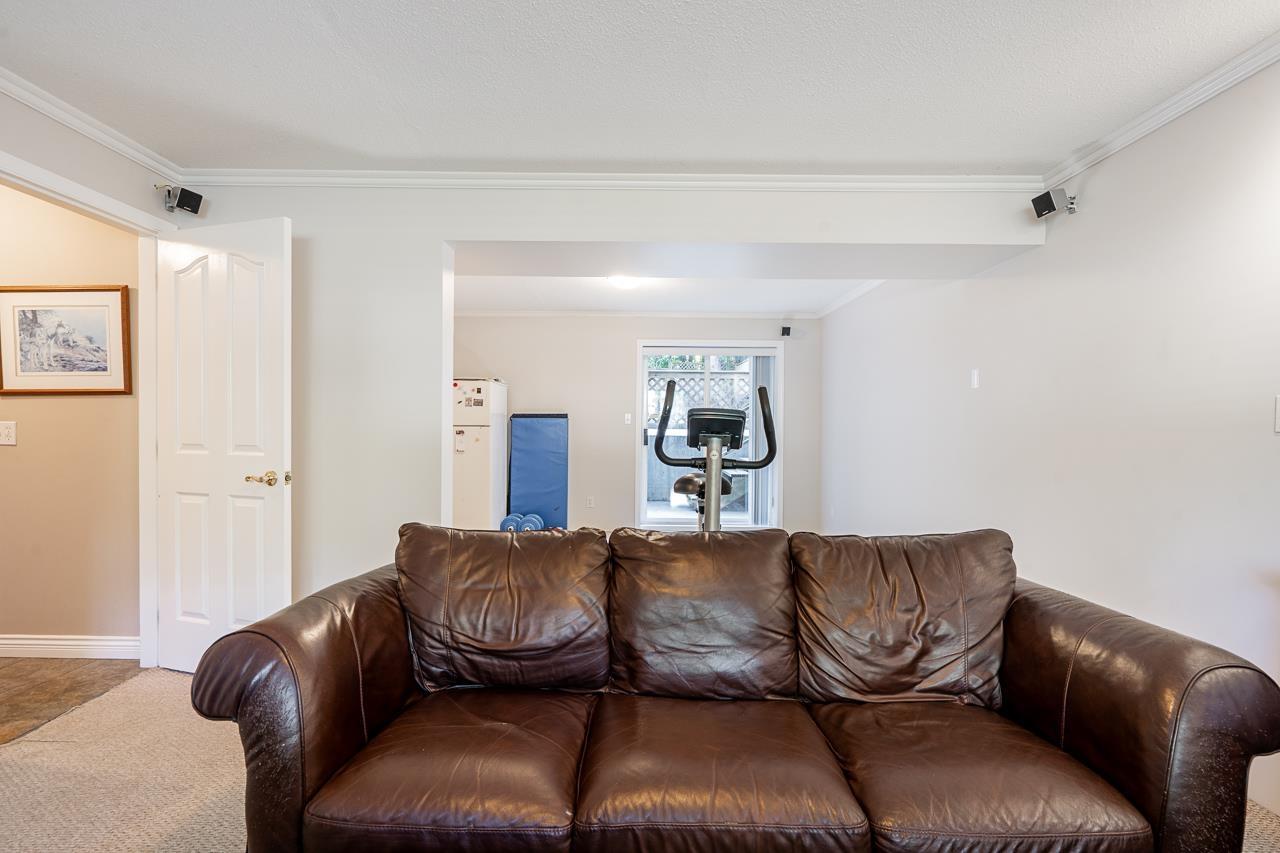 5833 ANGUS PLACE, Surrey
