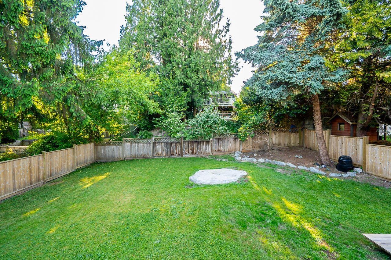 5833 ANGUS PLACE, Surrey