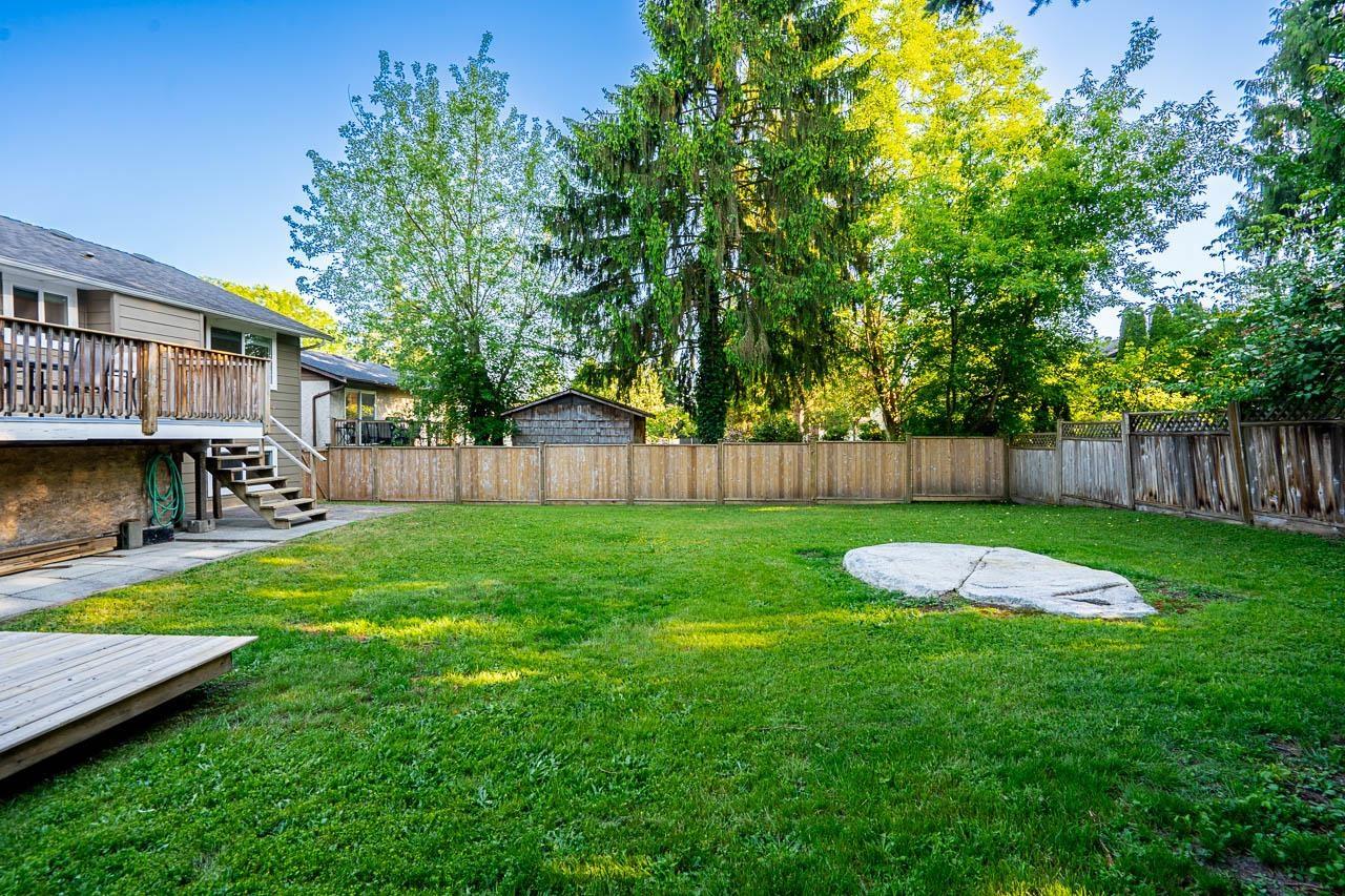 5833 ANGUS PLACE, Surrey