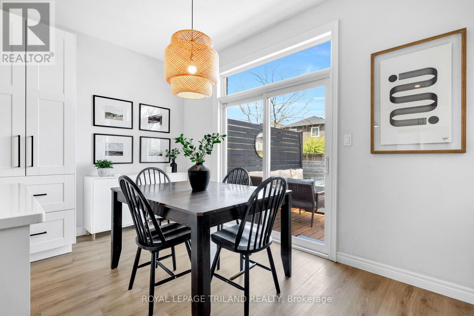 731 SPRINGWOOD CRESCENT - 15