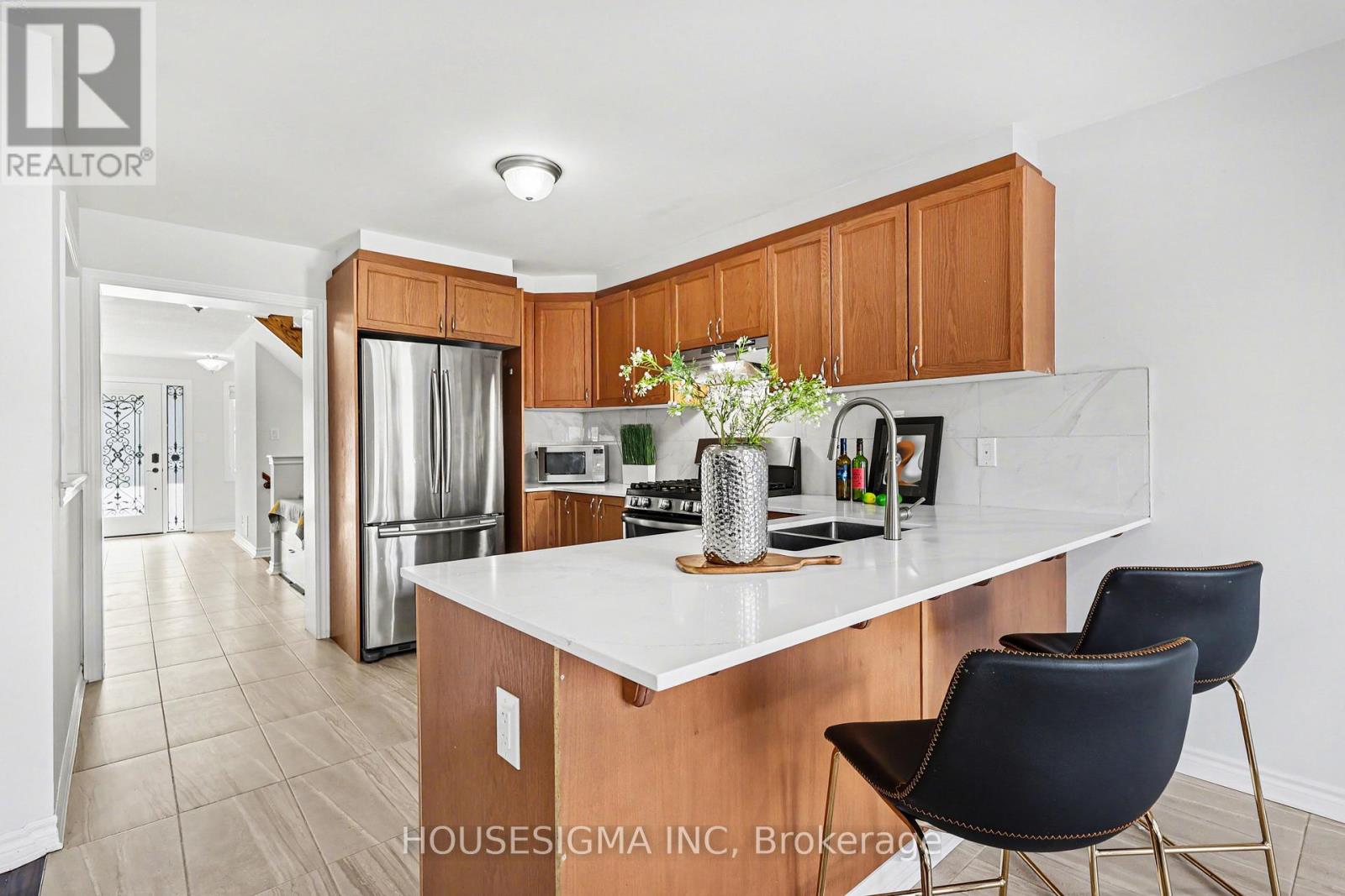 333 ROUNCEY ROAD - 10