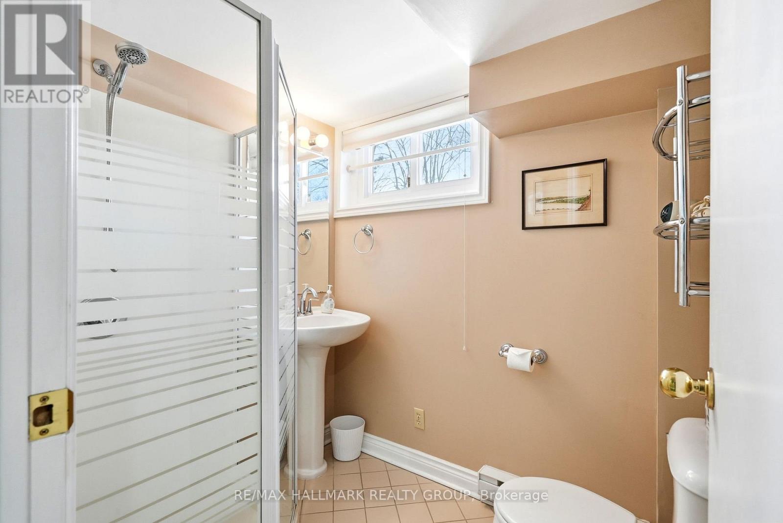 53 SCRIVENS STREET - 41