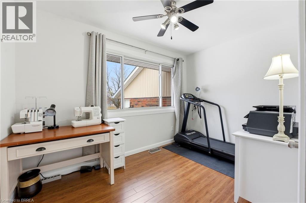 168 MONTCLAIR Crescent - 17