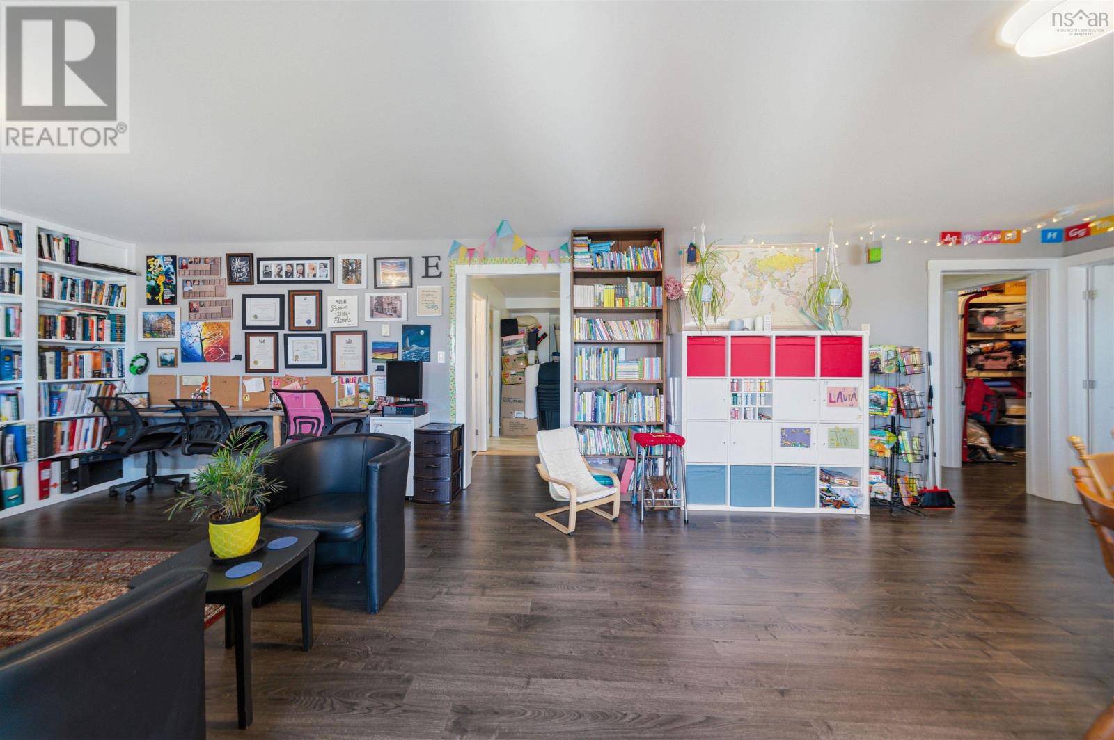 122 Gallery Crescent - 32