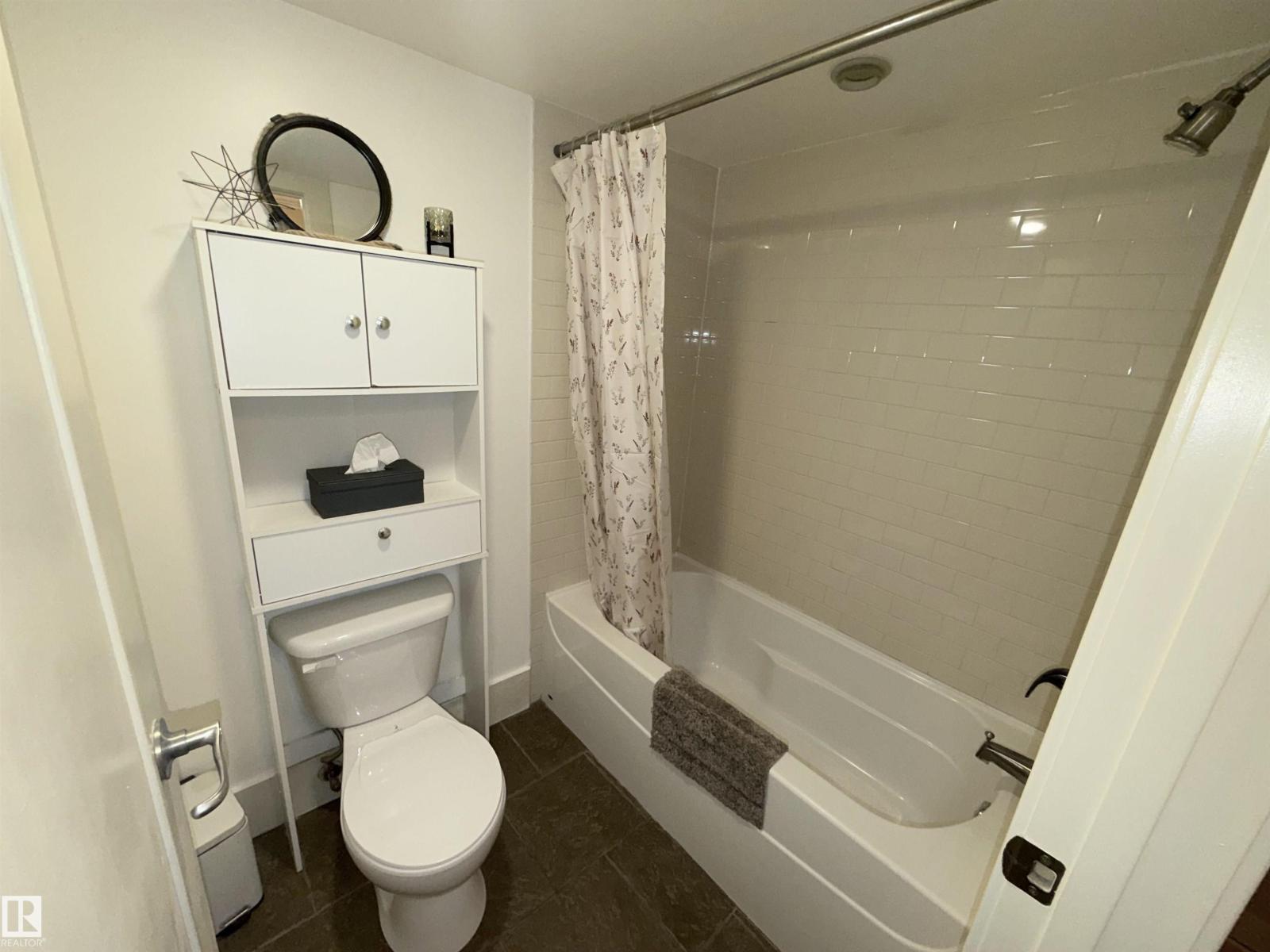 #102 11303 103 AV NW - 10