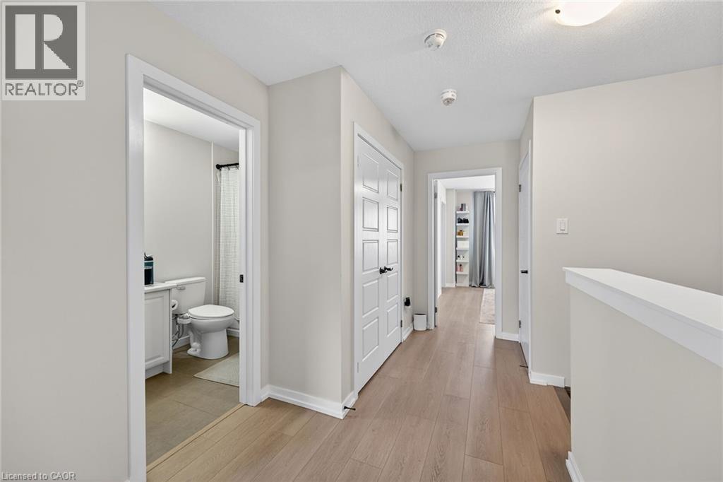 61 PRESTWICK Street - 40