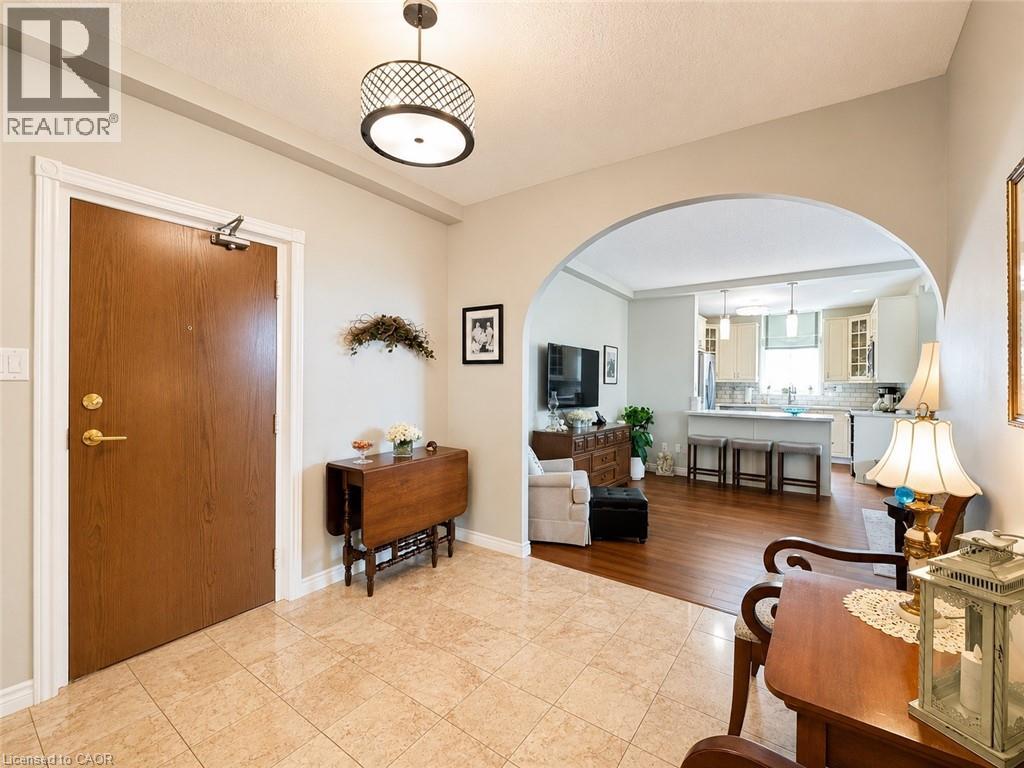 #602 5250 LAKESHORE Road - 12