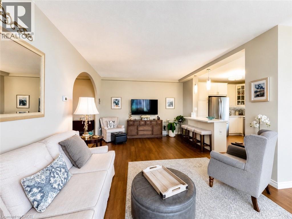 #602 5250 LAKESHORE Road - 23