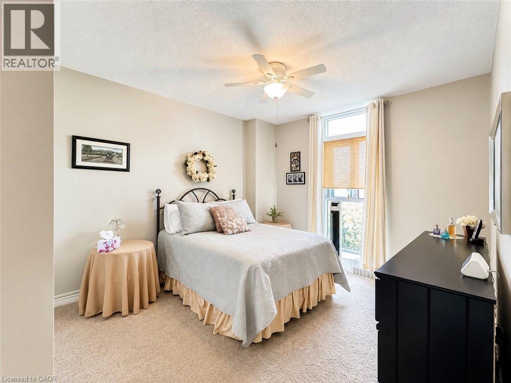 #602 5250 LAKESHORE Road - 32