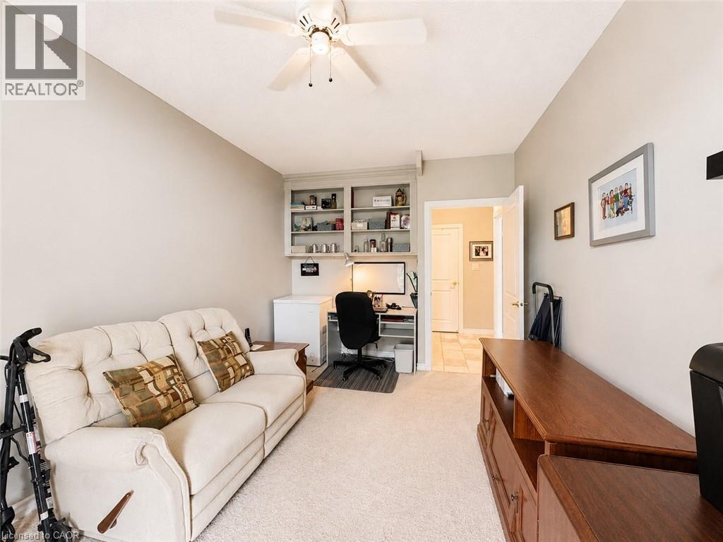 #602 5250 LAKESHORE Road - 33