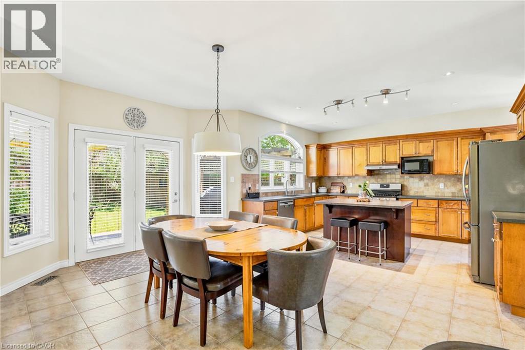 16 OLDMILL Road - 11