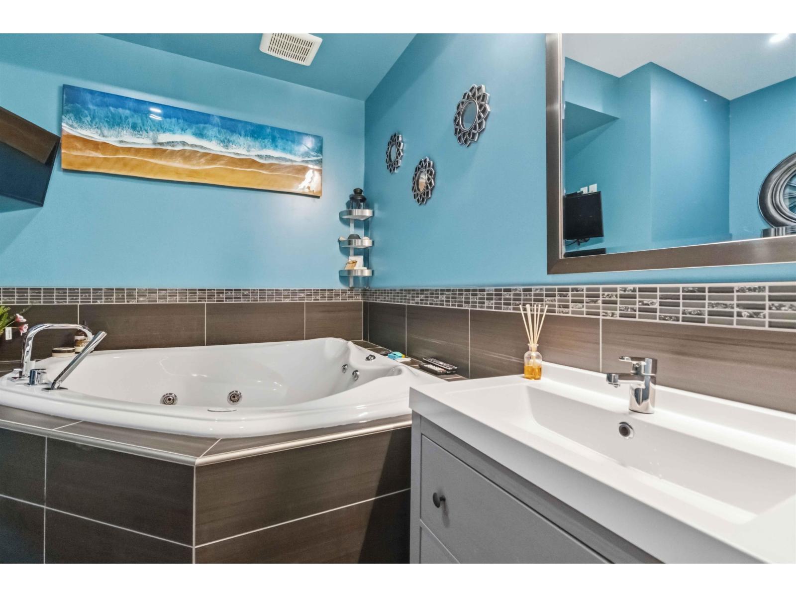 61 5648 PROMONTORY ROAD, Promontory, Sardis