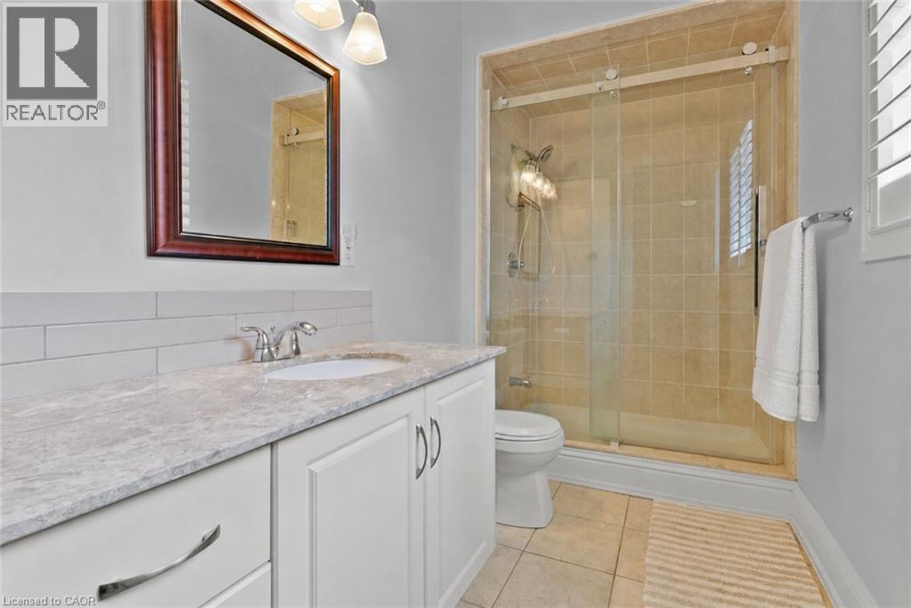 78 ANGELA Crescent - 17
