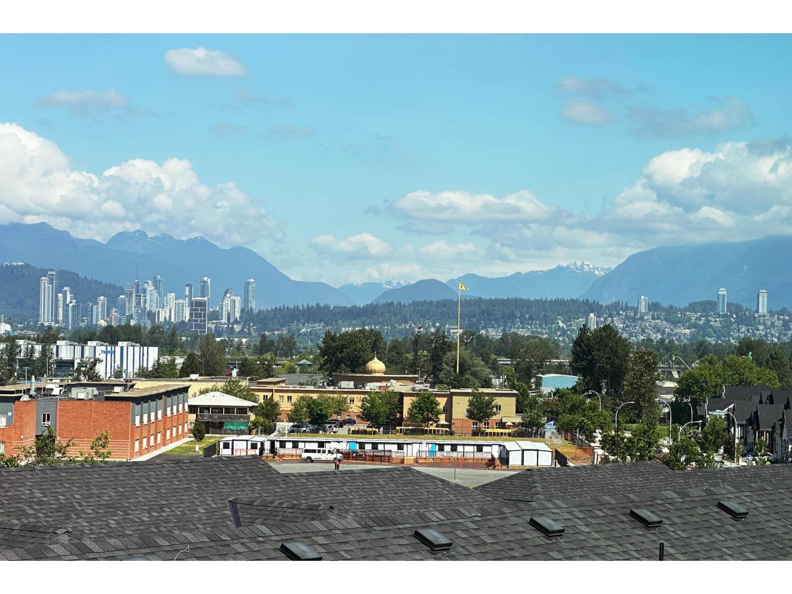 33 10488 124 STREET, Surrey