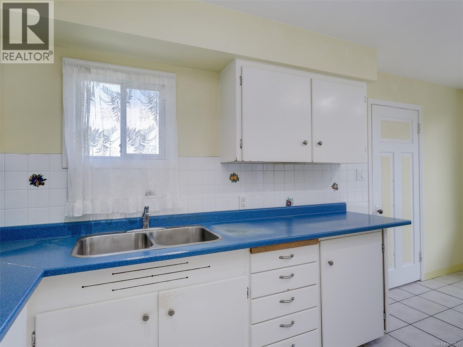 3114 Quappelle St - 12