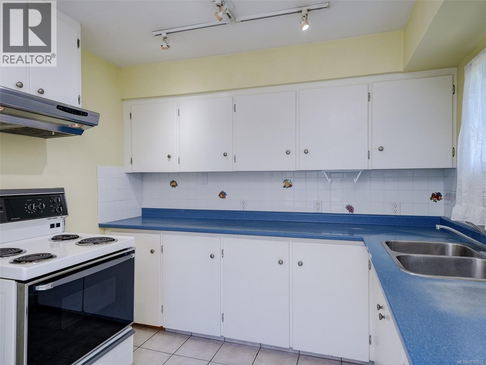 3114 Quappelle St - 11