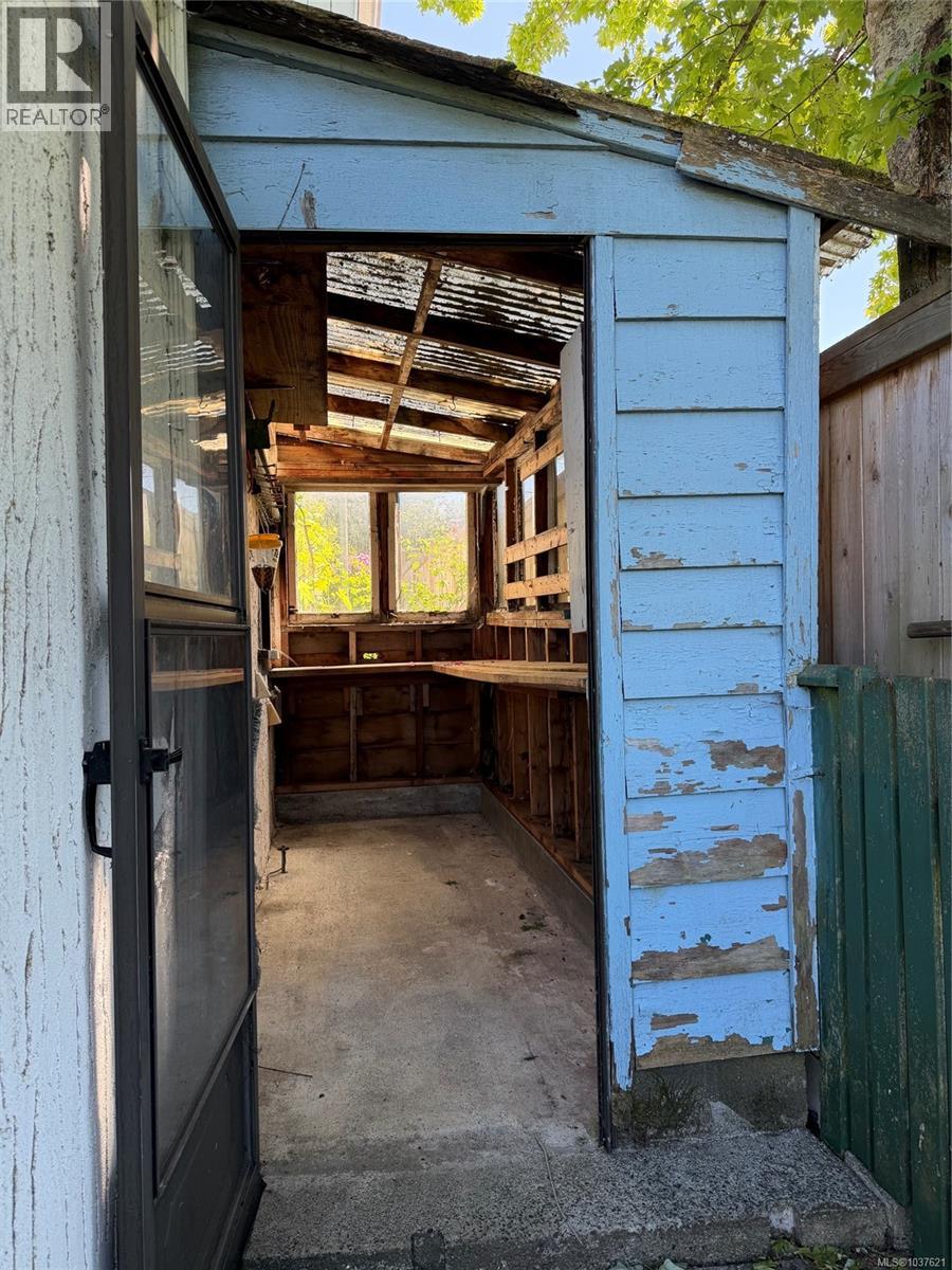 3114 Quappelle St - 43