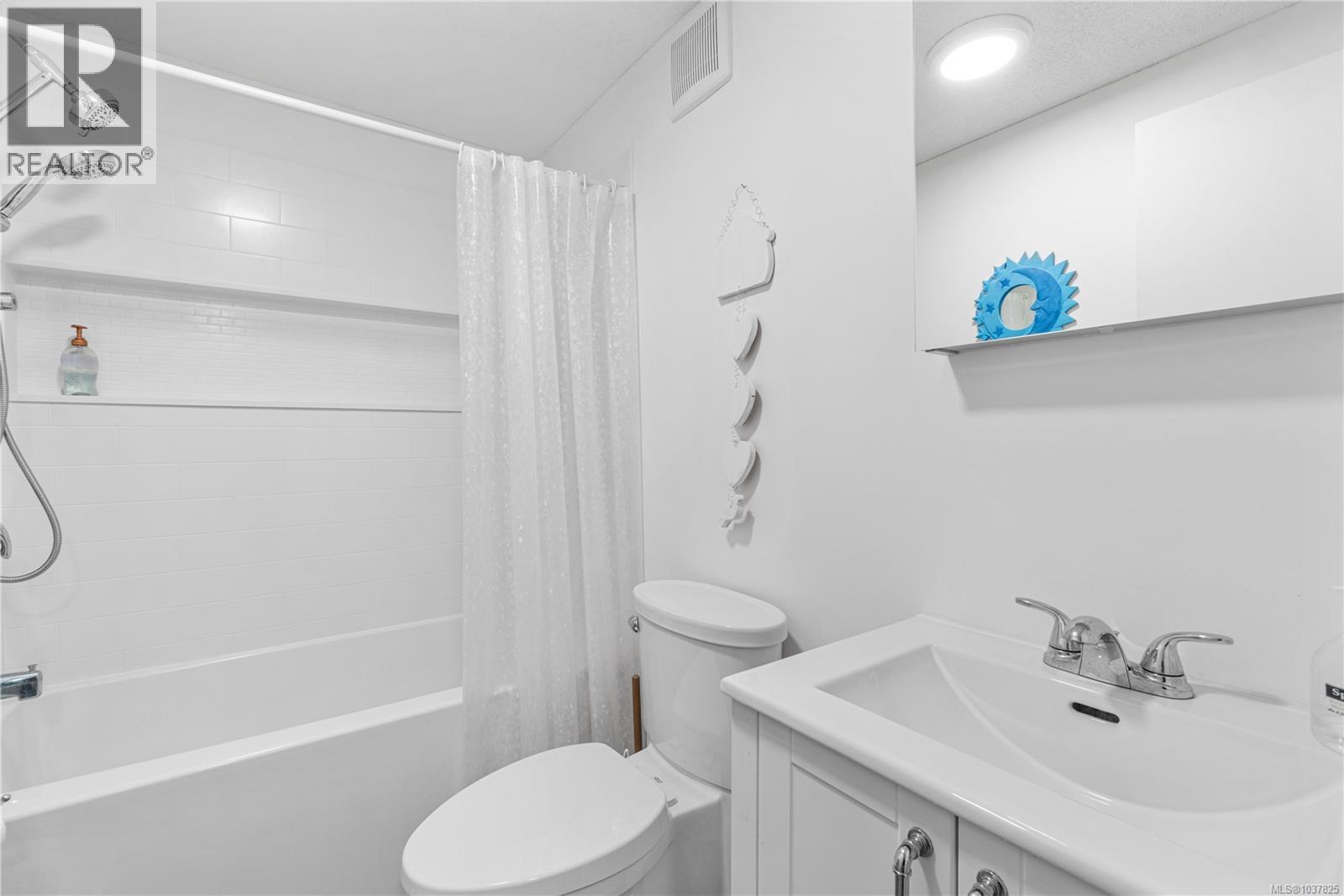26 3449 Hallberg Rd, Nanaimo