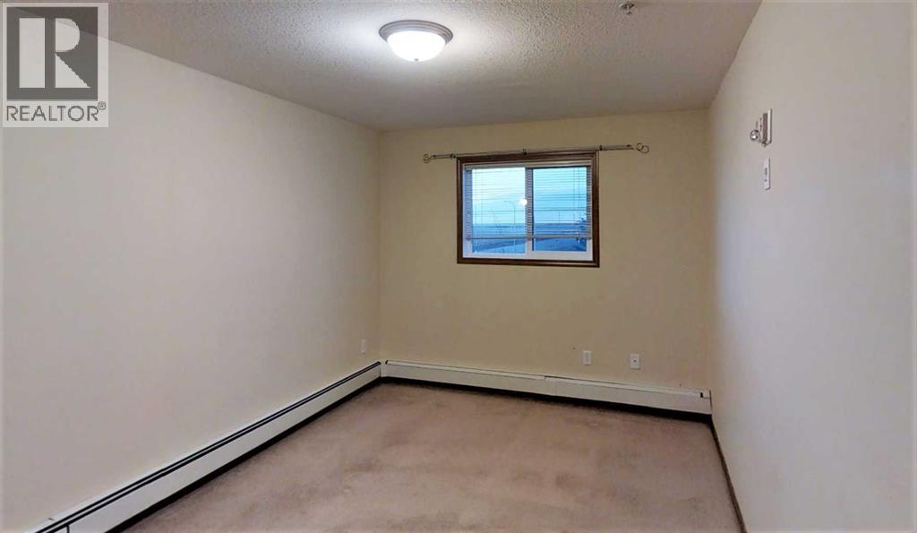 301, 12025 Royal Oaks Drive — photo 11