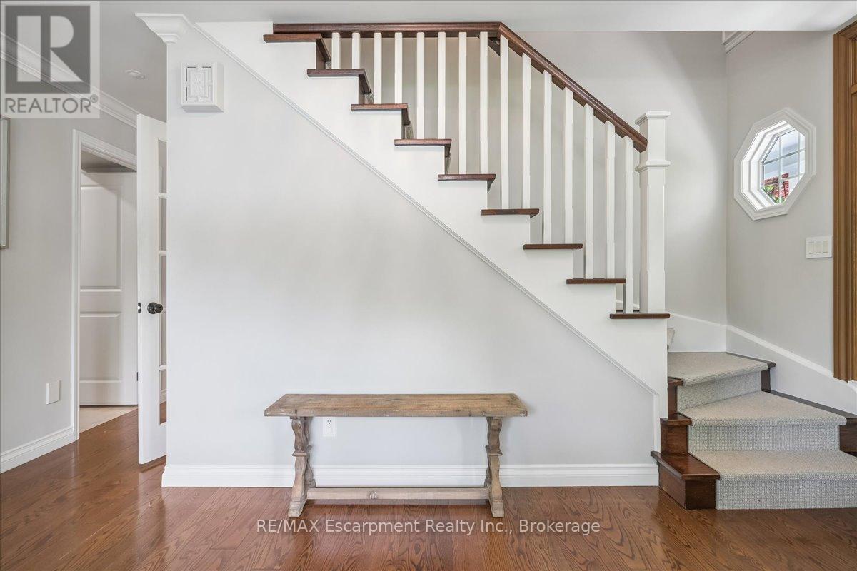 549 JEANETTE DRIVE - 12