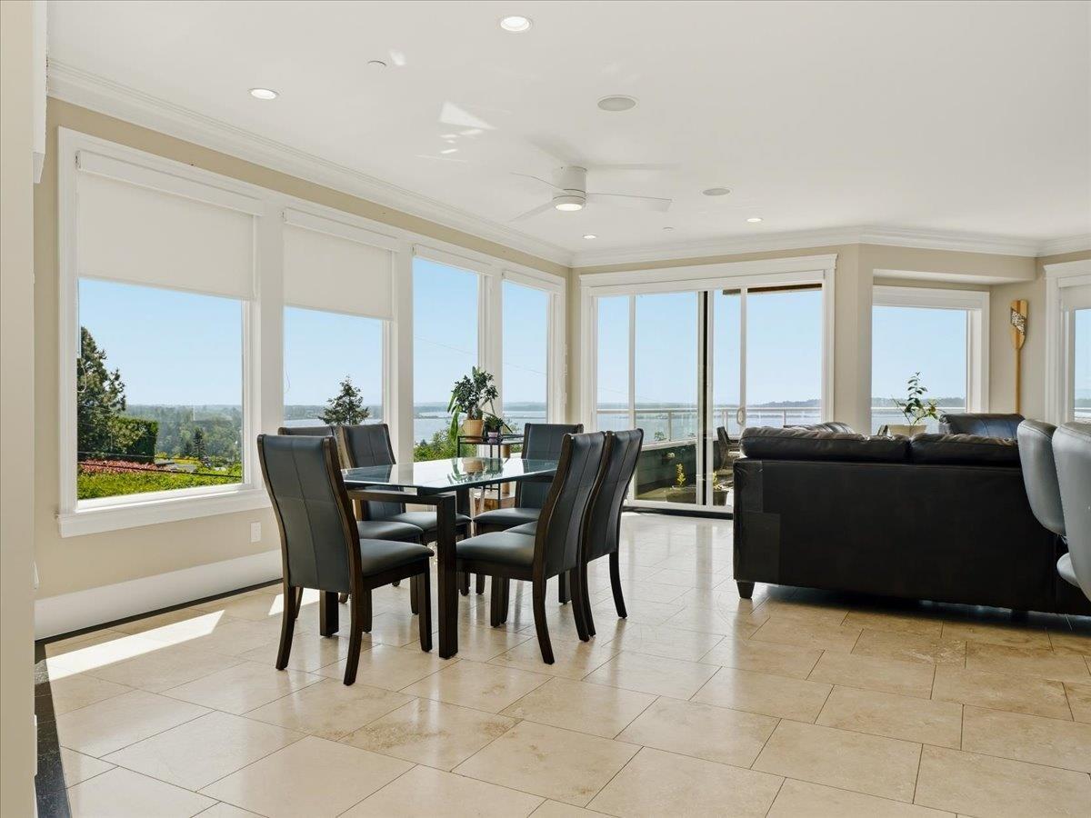 1087 FINLAY STREET, White Rock