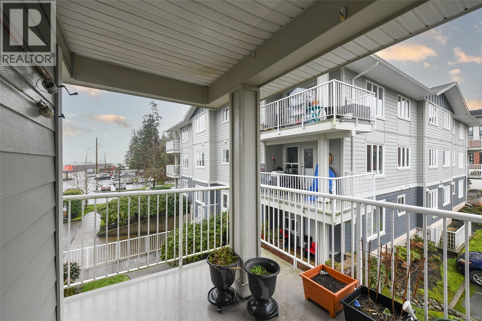 22 115 20th St, Courtenay