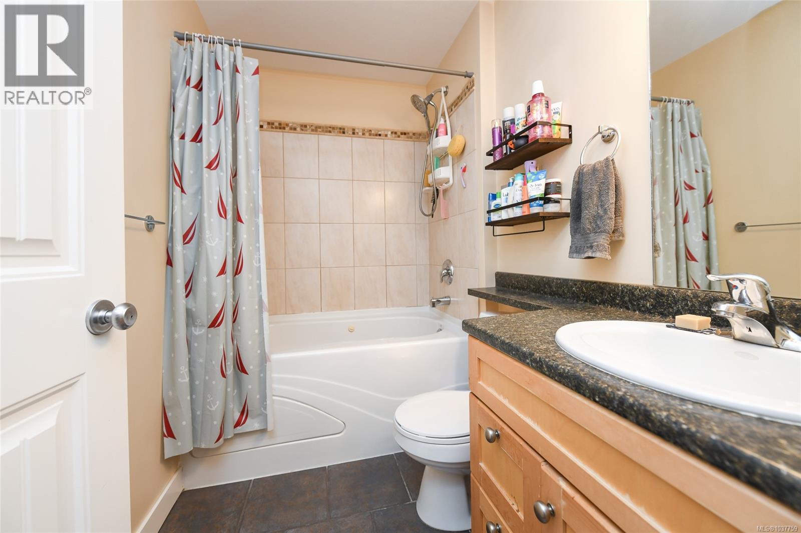22 115 20th St, Courtenay