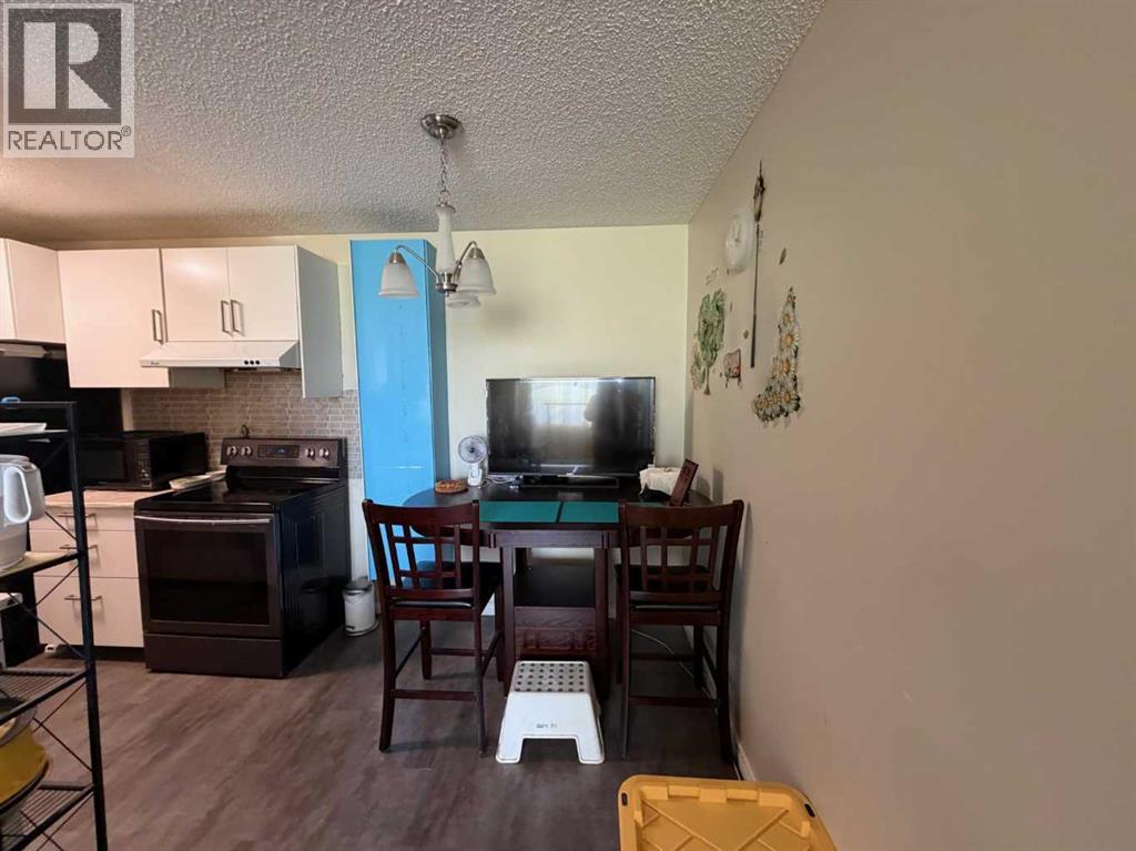 111 Charles Avenue, Fort McMurray
